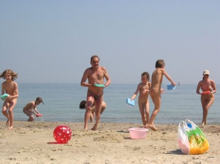 Collection from Admin 22 (nudist contests, family nudism and naturism)