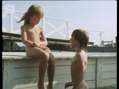 Dеn fоrtrоllade vagen (1986) (3 fragment)(young naturism, naked boys, naked girls))