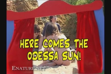 Here Comes the Osessa Sun (family nudism, family naturism, young naturism, naked boys, naked girls)