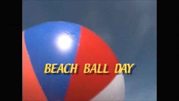 Beach Ball Day HD (family nudism, family naturism, young naturism, naked girls, naked boys)