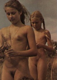 Family naturism retro photo album (3 of 5)  (family nudism, family naturism, young naturism, naked boys, naked girls)