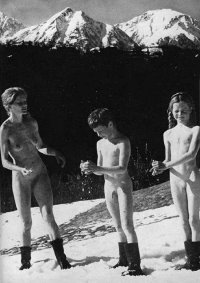 Family naturism retro photo album (5 of 5)  (family nudism, family naturism, young naturism, naked boys, naked girls)