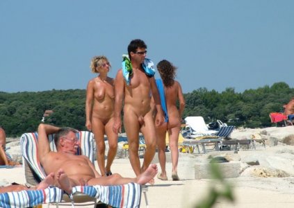 Family Nudist Pictures 4