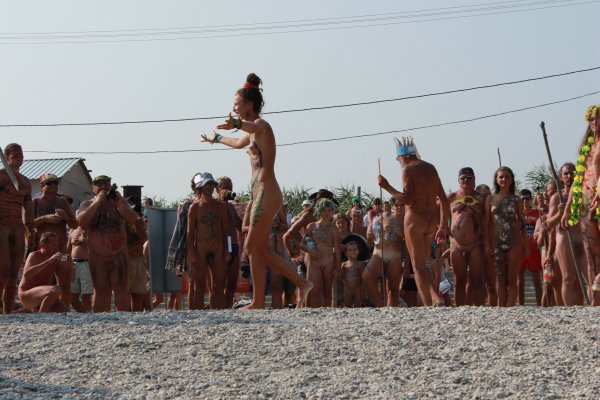 Koktebel. Day of Neptune 4 (family nudism, family naturism, young naturism, naked  girls, naked boys)