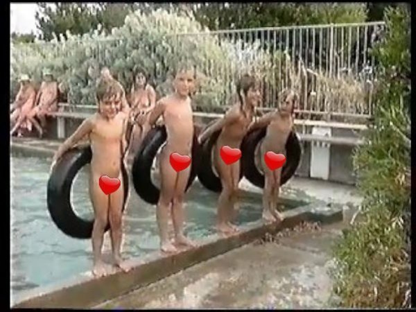 Naked Down Under 1990 (family nudism, family naturism, young naturism, naked girls, naked boys)
